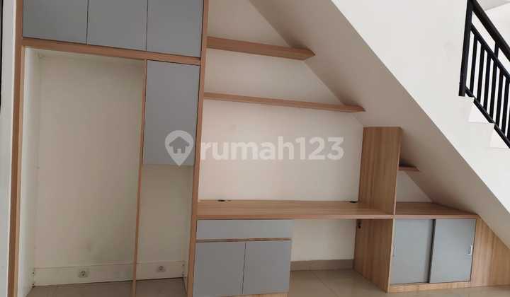 Disewa Rumah PIK Tahap 2 Ukuran 4x15 2Lantai Harga 60 Juta/Tahun Nego Siap Huni 2