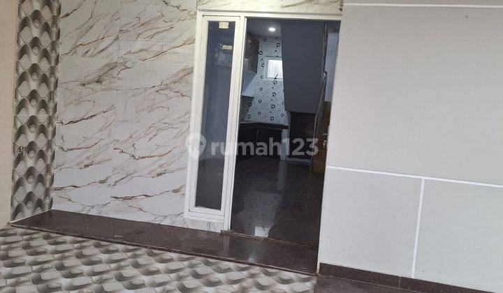 Rumah Bagus Unfurnished SHM Tangerang, Tangerang 1