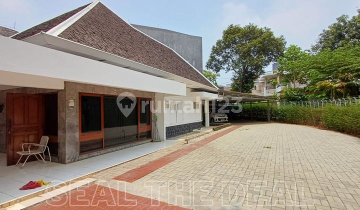Disewakan Cepat Rumah bisa untuk Kantor di Area Kebayoran Baru/Senayan/Blok M Std642