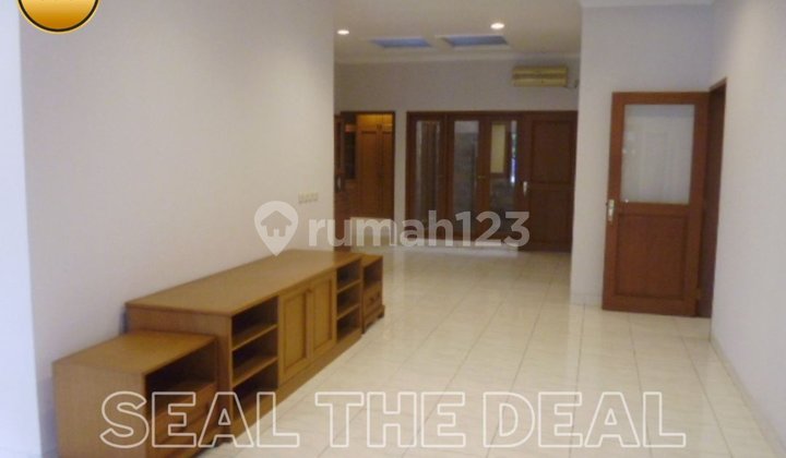 Disewakan Rumah di Area Premium Scbd/Senopati Kebayoran Baru Jakarta Selatan Std622 2