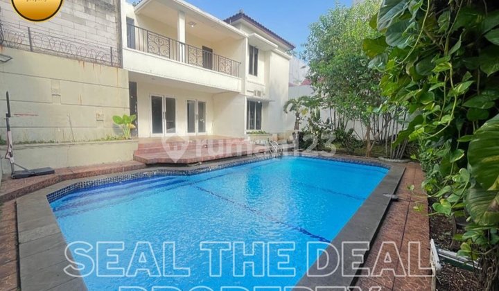 Dijual Rumah di Area Kemang Jakarta Selatan Std663
