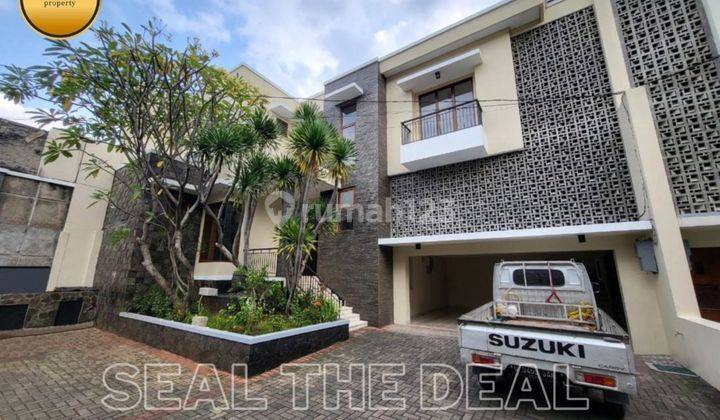 Disewakan Town House Di Area Kemang Jakarta Selatan STD600 1