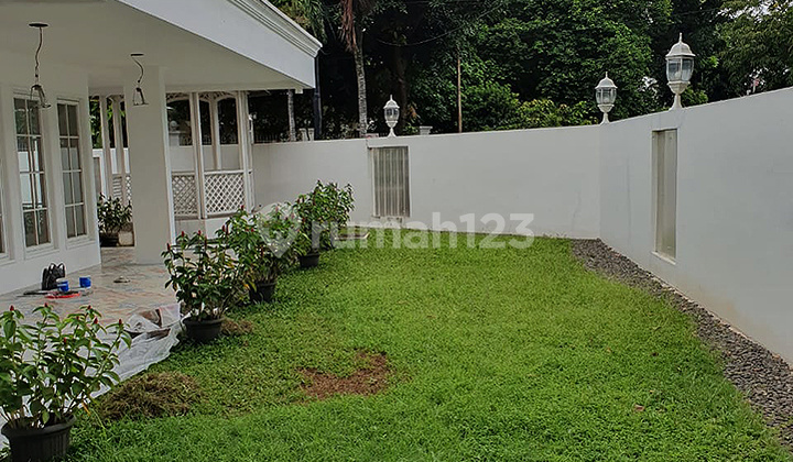 Dijual Rumah Di Area Wolter/Senopati Jakarta Selatan STD176 