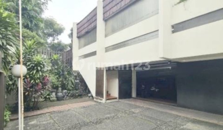 For Rent Spacious House Suitable for Office in Darmawangsa, Jakarta Std178