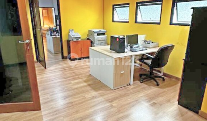 Disewakan Rumah bisa untuk Kantor/ Resto/Klinik/Usaha di Menteng Jakarta Pusat Std665 2