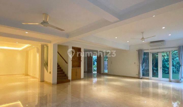 Disewakan Rumah Mewah Di Senopati/Selong Kebayoran Baru Jakarta STD422 2