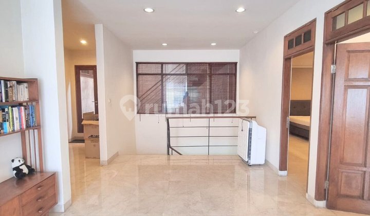 Disewakan Rumah di Area Kebayoran Baru Jakarta Selatan Std660 2
