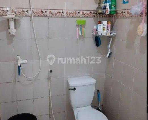 Rumah Bagus di Taman Royal 3 Cipondoh Tangerang 2