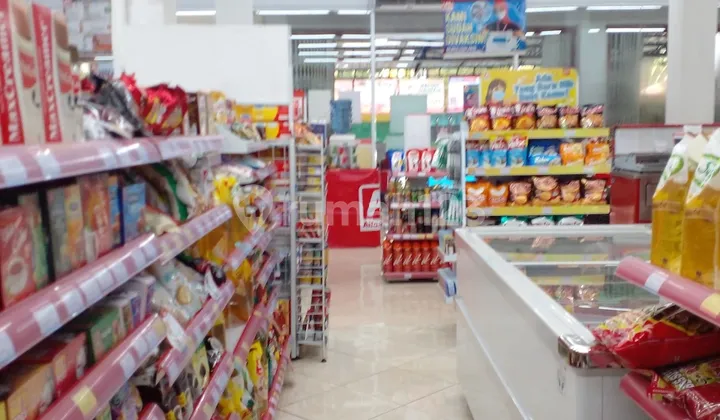 Alfamidi Business Space in Manado, North Sulawesi