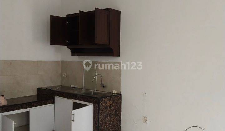 Di Sewakan Rumah 2 Lantai Palem Semi Cluster Madrid 1