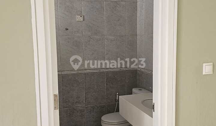 Nice Rental House in Olivia Cluster, Alam Sutera, Tangerang, Certified Title 2