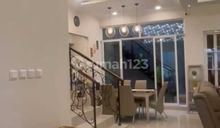 Rumah 2 Lantai Bagus Cluster Trimezia Gading Serpong , Tangerang 1