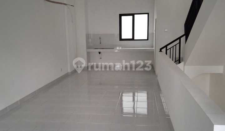 Ruko Bagus The Golf Boulevard Modernland, Tangerang Ruko Bagus The Golf Boulevard Modernland, Tangerang