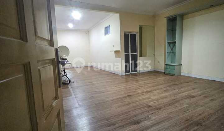 2-Story House Ready to Occupancy in Madrid Modernland Cluster, Tangerang