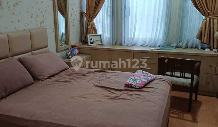 Rumah exclusive private pool pribadi Cluster Perancis Modernland