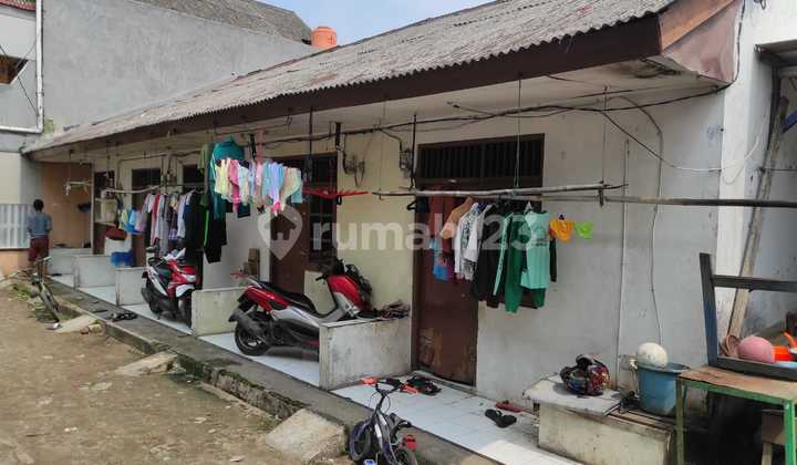 Rented House on Jalan Raya Besar, Rasuna Said Road, Tangerang City
