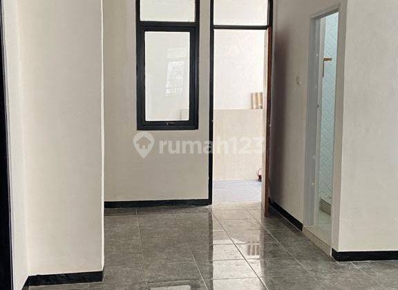 Rumah 2 Lantai Bagus Semi Furnished SHM Pondok Pucung 2