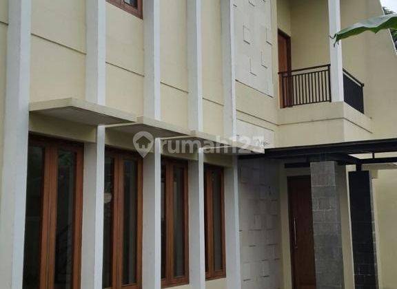 Rumah 2 Lantai Bagus SHM di Jati Asih, Bekasi Slvi 1