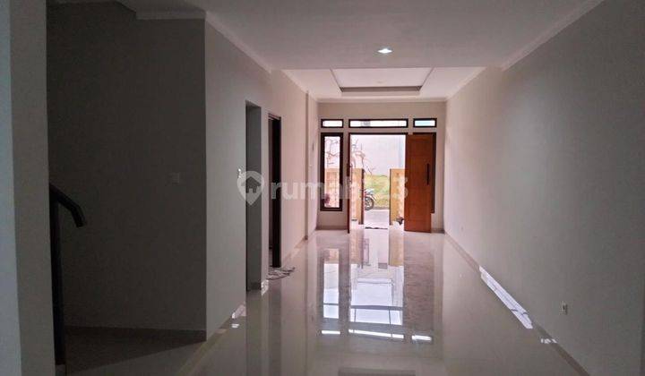 Rumah 2 Lantai SHM di Graha Bintaro Jaya, Tangerang Selatan. An, Sel 1