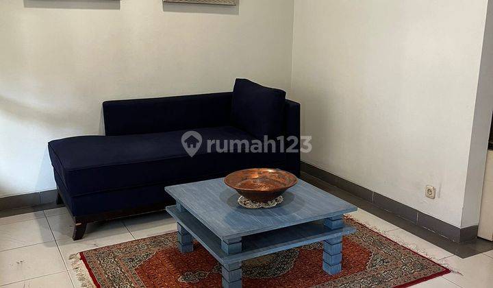 Rumah Kontrakan 2 Lantai Bagus Furnished di Pondok Indah, Jakarta Selatan 2