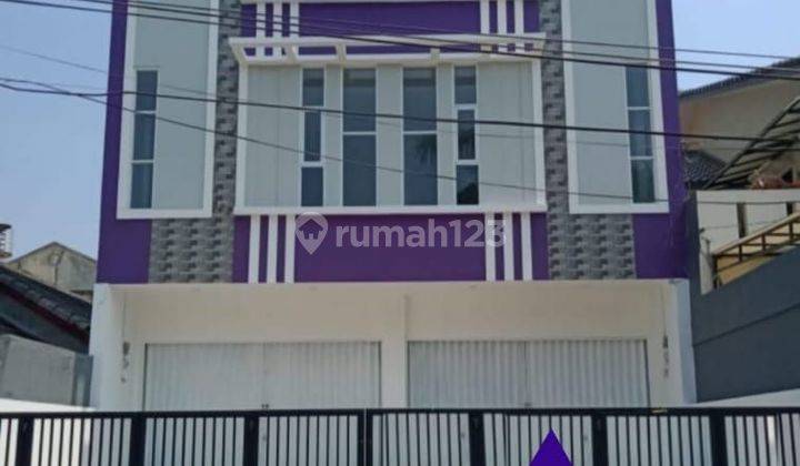 Ruko 3 lantai MURAH (baru) Di jalan raya Gading Griya Lestari, Kelapa gading. 1