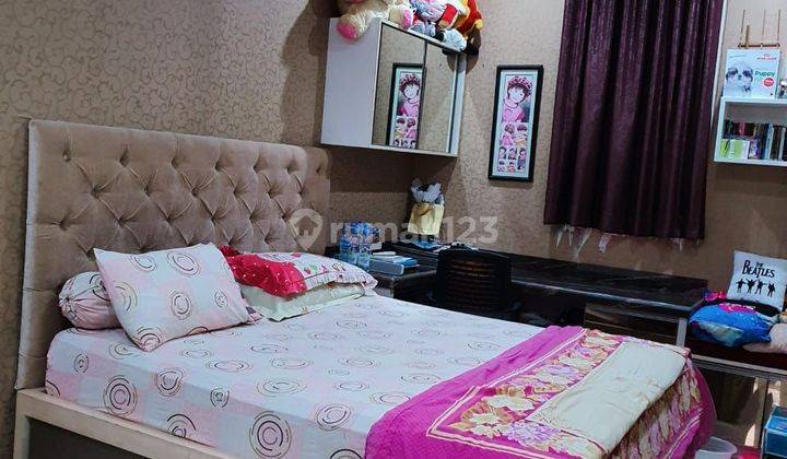 kamar tidur rumah 2 lantai, shm ,