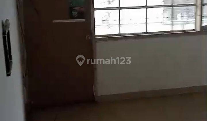 kamar tidur rumah 2 lantai, murah, shm,