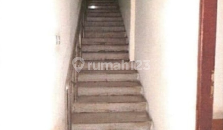 Gudang di Bawah NJOP Dijalan Kapuk Kamal Raya. Jakarta Utara.