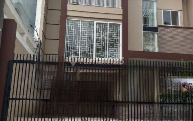 Rumah 3 Lantai Murah.di Kembangan Selatan Puri Jakarta Barat. 1