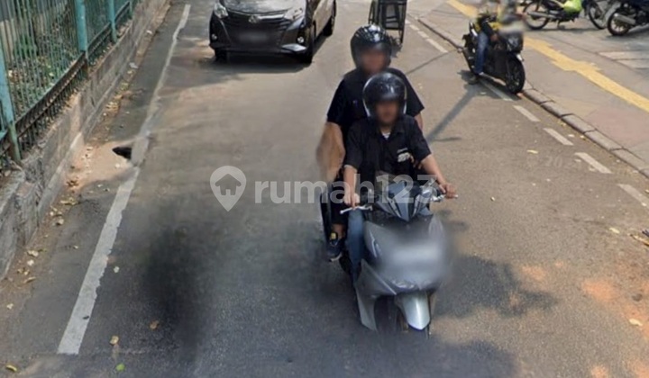 4-Unit Terrace Shophouse. Located in Menteng Area, Central Jakarta. 2