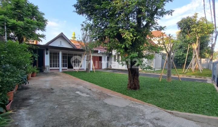 Rumah Murah 2 Lantai di Bawah Harga Pasaran. Jakarta Pusat