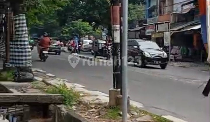 Affordable House on Bang Pitung Main Road, South Jakarta 2