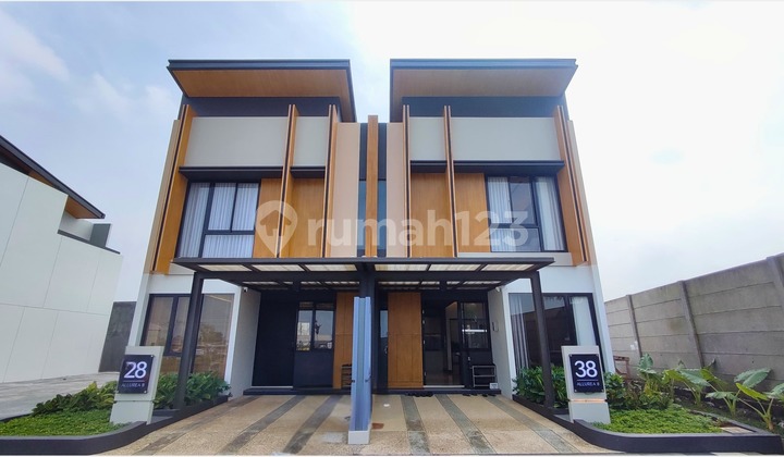 For Sale Premium House Asthara Skyfront City Type 6x10m2 Close to Airport in Tangerang Area