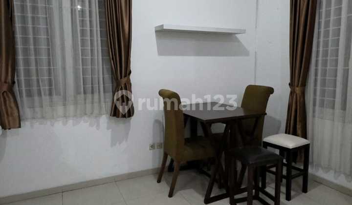 House for Rent Metland Menteng Cakung - 2 Floors Fully Furnished, Facing Park & Strategic Location! (029) 2