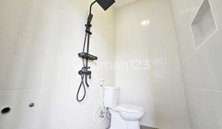 Jual Rumah Murah 2 Lantai Modern Minimalis Hanya 1 M-an Di Kawasan Harapan Indah 007 2