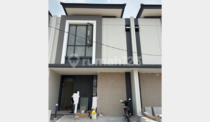 Jual Rumah 2 Lantai Limited Edition Cluster Asya Sentarum dengan High Ceiling, Lokasi Strategis di Jakarta Garden City, 015 Co 007 Jual Rumah 2 Lantai Limited Edition Cluster Asya Sentarum dengan High Ceiling, Lokasi Strategis di Jakarta Garden City, 015 Co 007