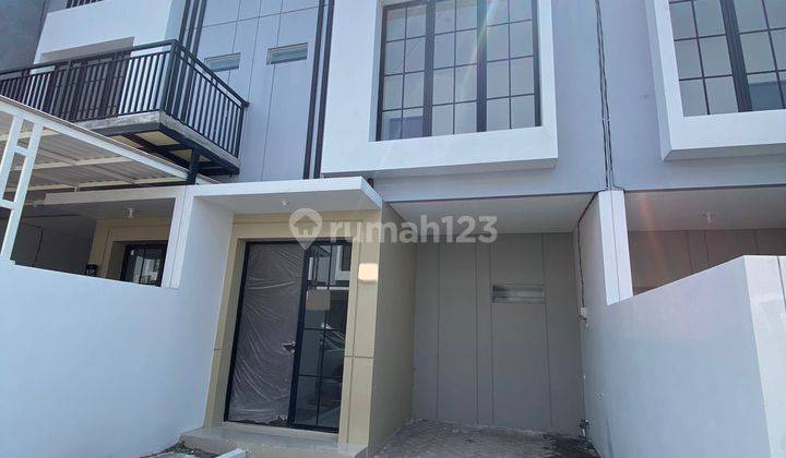 Dijual Rumah Regency One Babatan Pantai Surabaya 1