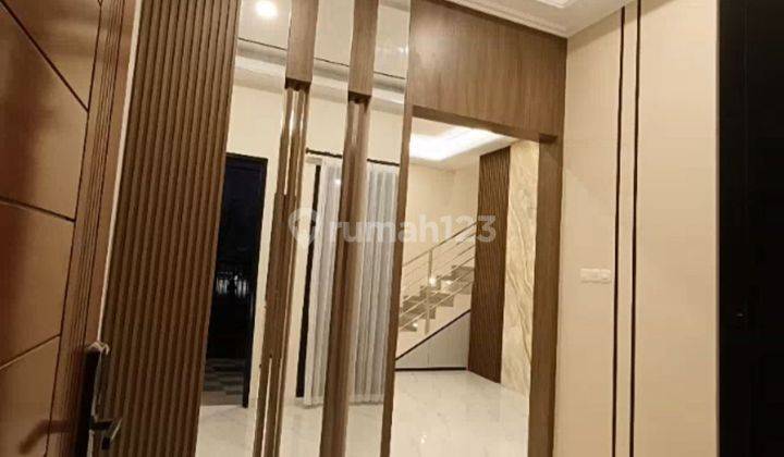 Dijual Rumah Sutorejo Prima Selatan Surabaya Bonus Semi Furnish + Smart Doorlock 2