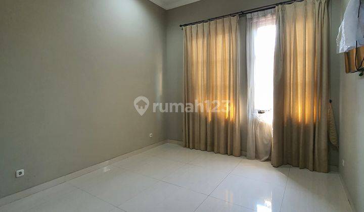 Bagus Dan Siap Huni, Dijual Rumah 2 Lantai Terawat Siap Huni di Area Senopati Kebayoran Baru, Jalan Ciniru, Jakarta Selatan 2