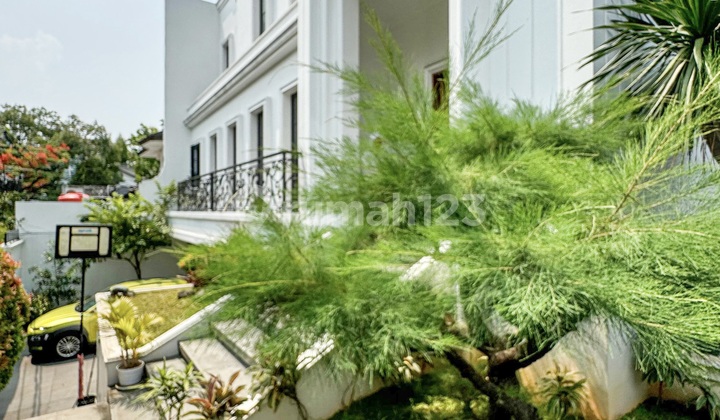 Rumah Cantik Siap Huni, Dijual Rumah Bagus Dan Siap Huni di Area Kebayoran Baru Senopati, Cipayung, Jakarta Selatan