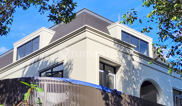 Pondok Indah Luxury Home! For Sale Beautiful Luxury Residential Property American Classic Ready to Live In Semi Furnished in a Premium Elite Residential Area in Pondok Indah, South Jakarta Pondok Indah Luxury Home! For Sale Beautiful Luxury Residential Property American Classic Ready to Live In Semi Furnished in a Premium Elite Residential Area in Pondok Indah, South Jakarta