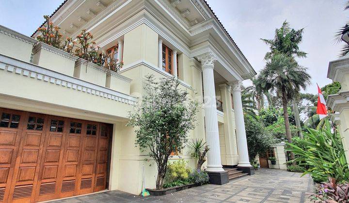 Rumah Cantik Siap Huni, Dijual Rumah Bangunan 2 Lantai Cantik, Terawat, Dan Siap Huni di Area Pondok Indah, Metro Alam, Jakarta Selatan 1