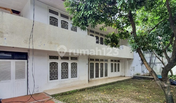 JARANG ADA Rumah Bangunan Lama, Cocok untuk Bangun atau Renova Total, Dijual di JL CIPAKU Kebayoran Baru, Jakarta Selatan 1