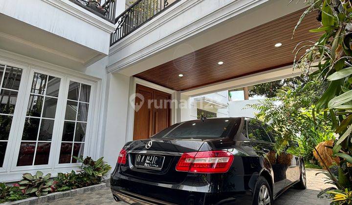 Rumah Cantik Modern Classic, Dijual Rumah Bangunan 2 Lantai Modern Classic Siap Huni di Area Pondok Indah, Niaga Hijau, Jakarta Selatan 1