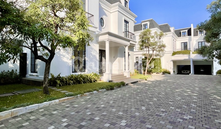 Di Sewakan/Kontrakan Rumah Mewah Cantik dengan Fasilitas Kolam Renang di Dalam Townhouse, Akses Jalan Lebar dan Siap Huni Semi Furnished di Cilandak, Jakarta Selatan 2
