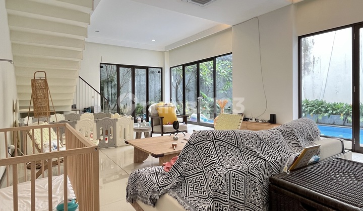Rumah Modern Minimalis Siap Huni, Lokasi Strategis di Kemang – LT 256/LB 297, Dekat Kemang Raya, Rp 12 M Nego Rumah Modern Minimalis Siap Huni, Lokasi Strategis di Kemang – LT 256/LB 297, Dekat Kemang Raya, Rp 12 M Nego