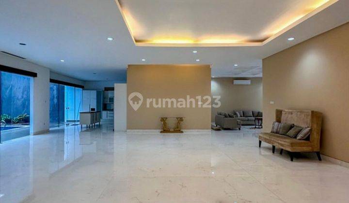 Rumah Mewah Dan Cantik, Dijual Rumah Bangunan 3 Lantai Mewah, Cantik, Dan Siap Huni di Area Pondok Indah, Sekolah Kencana, Jakarta Selatan 2