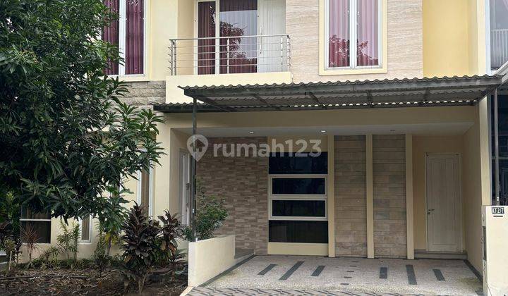 Rumah Murah 2 Lantai Hook Minimalis Semi Furnished Siap Huni Dekat Gwalk Di Kingstown Citraland Utama Surabaya Barat 1