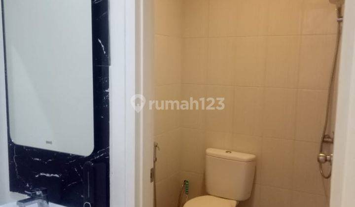 Rumah Murah 2 Lantai Minimalis Semi Furnished Siap Huni Dekat Gwalk Di Royal Park Citraland Surabaya Barat 2