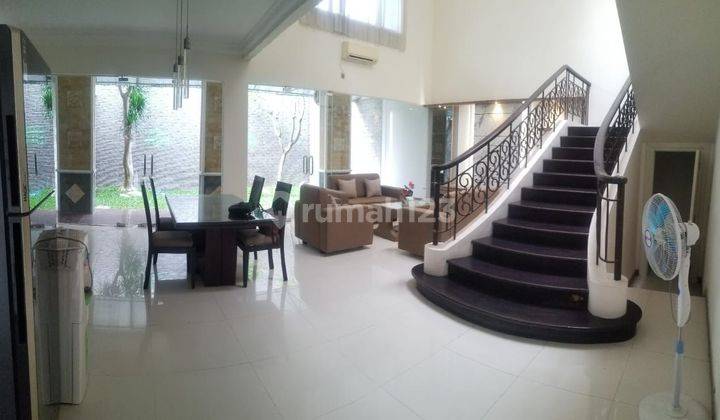 Rumah Murah 2,5 Lantai Minimalis Modern Fully Furnished Siap Huni Dekat Gwalk Di Raffles Garden Citraland Surabaya Barat 2